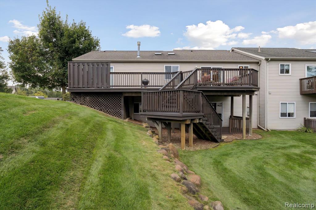 1244 Crystal Pointe Circle, Fenton, MI 48430 — Photo 40
