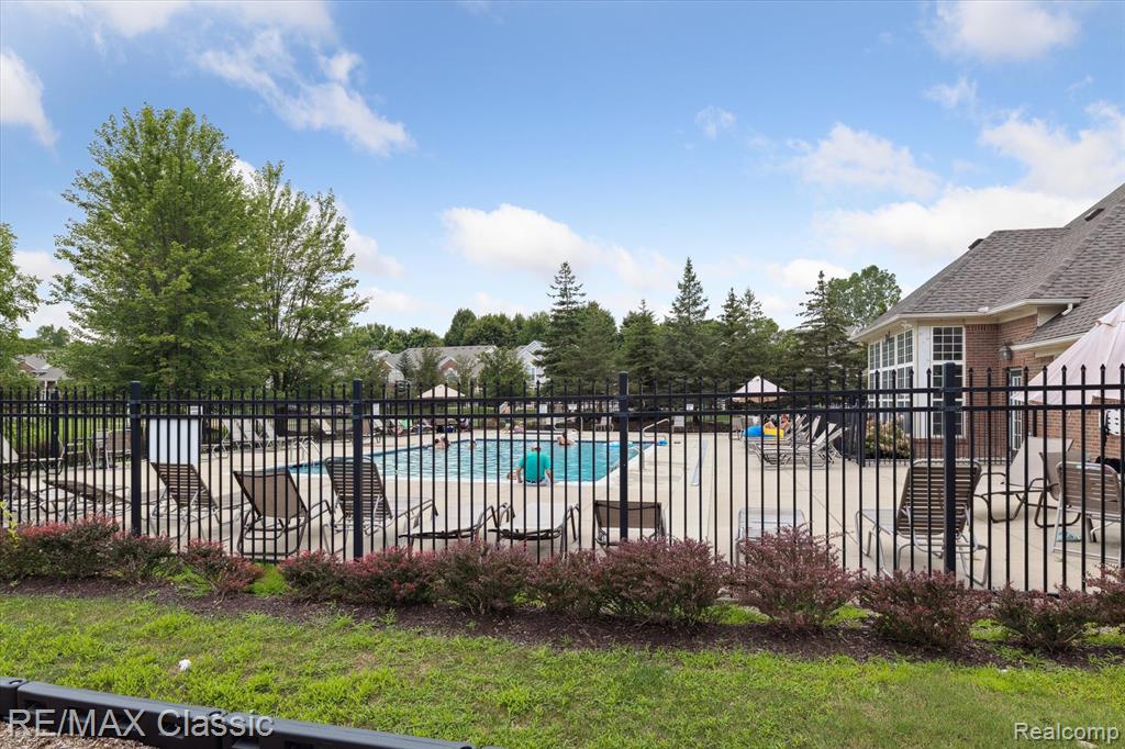 16808 Dover Drive, Northville, MI 48168 — Photo 22