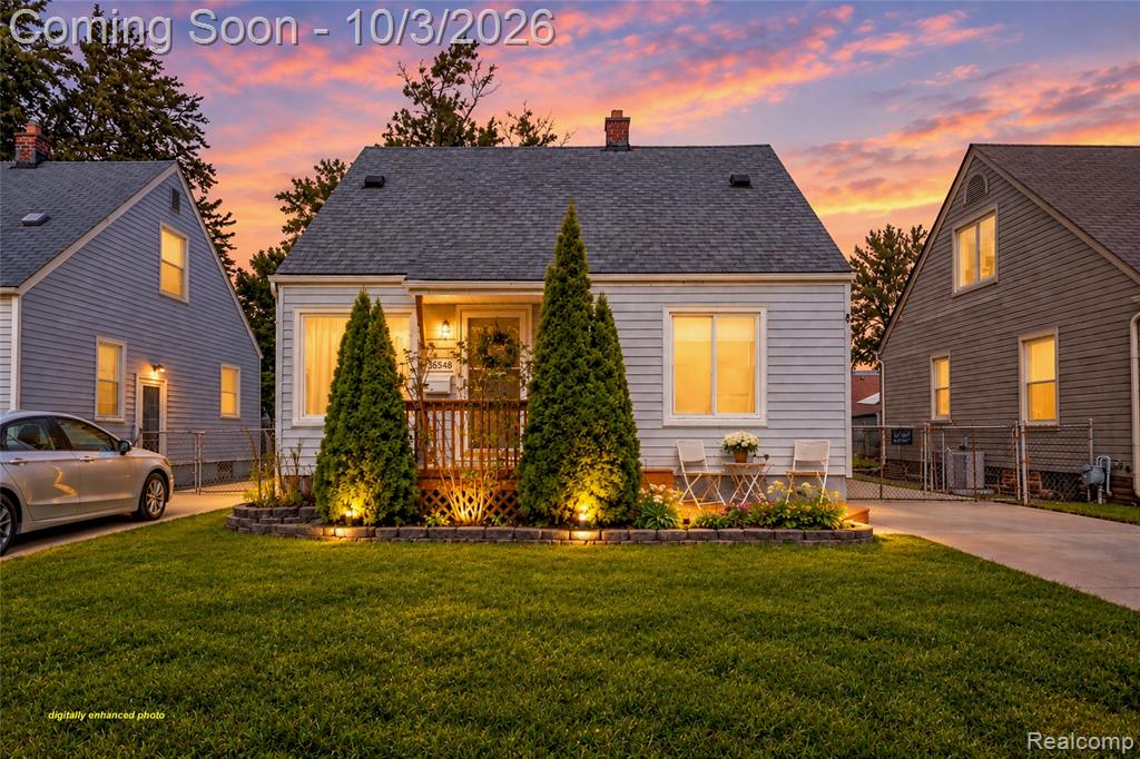 25274 Colgate Street, Dearborn Heights, MI 48125
