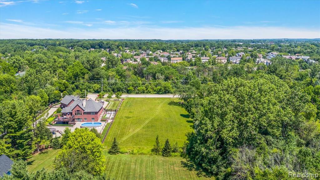 45547 W 9 Mile Road, Novi, MI — Photo 16