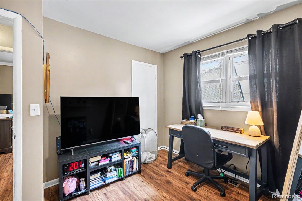 17623 Tennyson Street, Roseville, MI 48066 — Photo 12