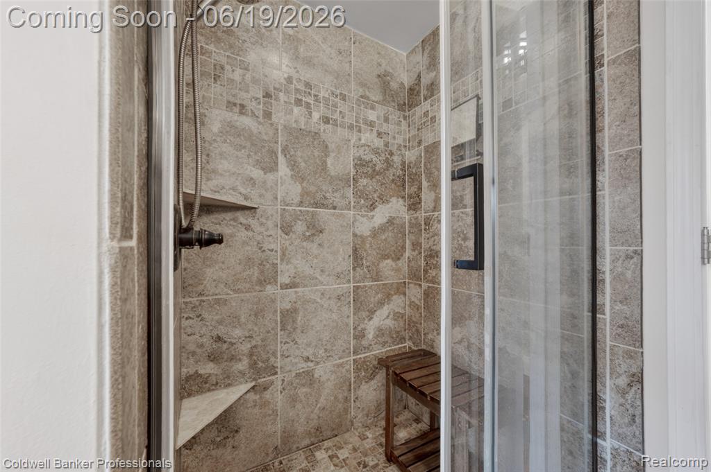 1625 Hampton Road, Grosse Pointe, MI 48236 — Photo 23