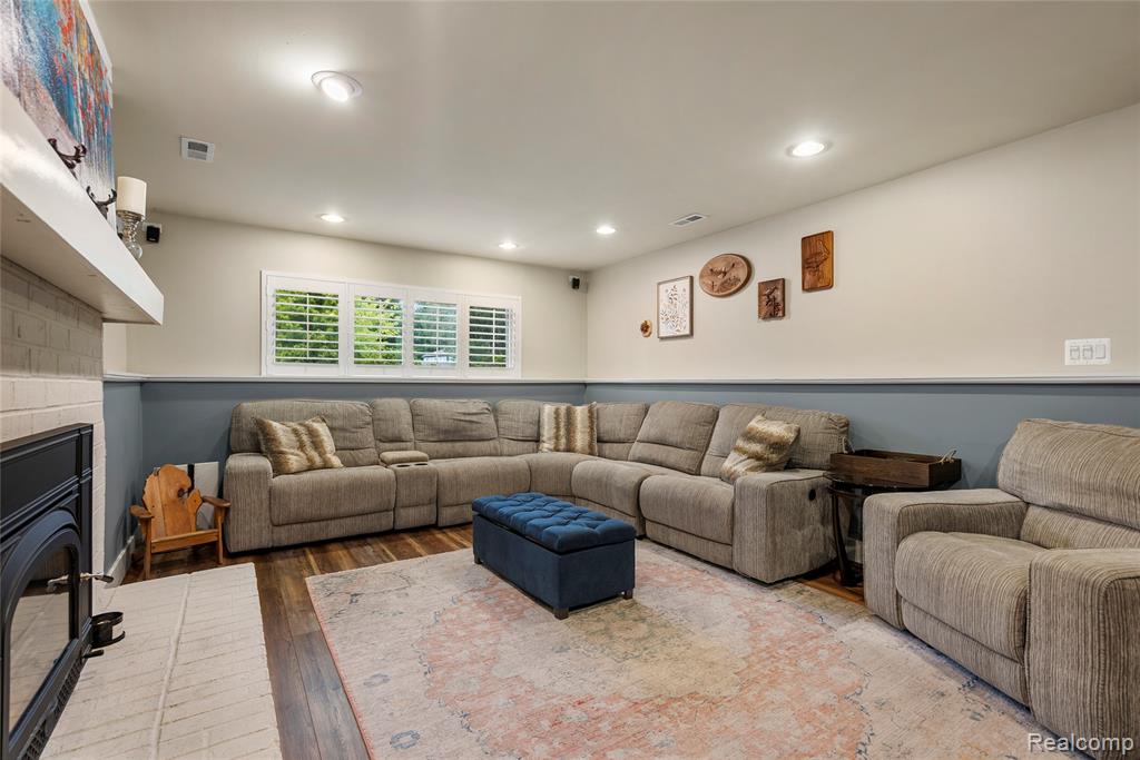 41961 Saltz Road, Canton, MI 48187 — Photo 13