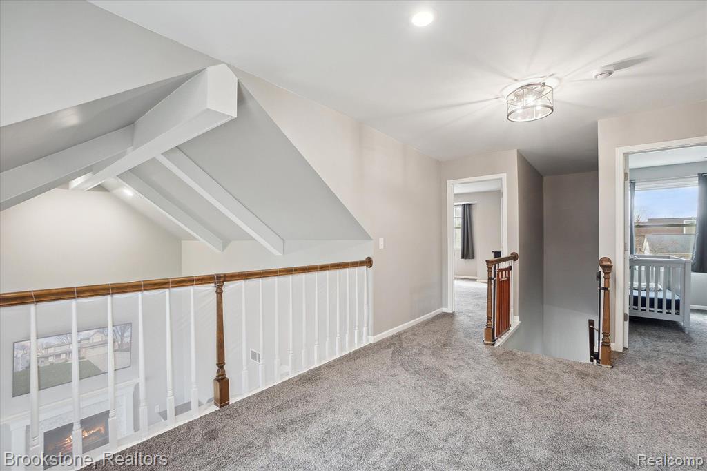 4272 HEATHERSTONE Drive, Waterford, MI 48329 — Photo 24