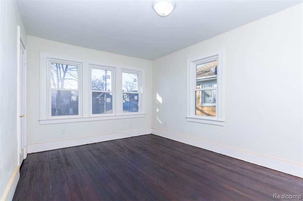 2261 Lawrence Street, Detroit, MI 48206 — Photo 12