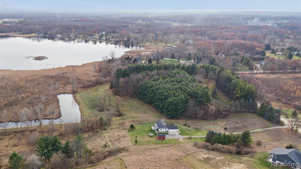 4121 Cedar Lake Road, Howell, MI 48843 — Photo 3
