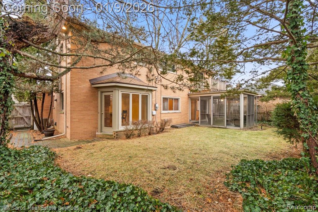 81 Moross Road, Grosse Pointe Farms, MI 48236 — Photo 25