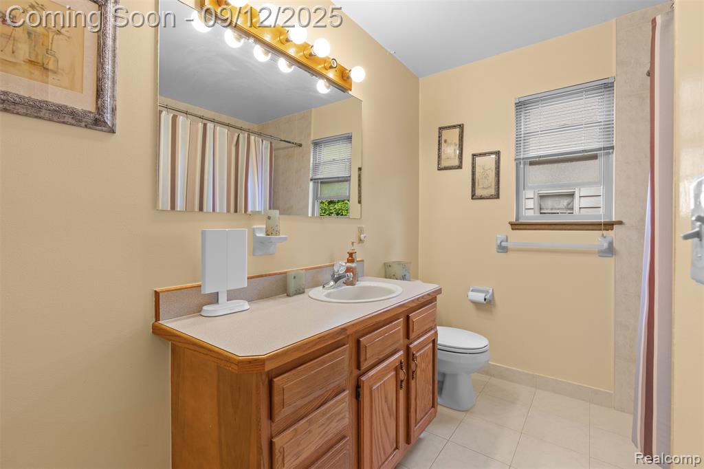 6422 Jonathon Street, Dearborn, MI 48126 — Photo 14