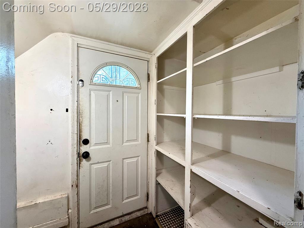 23400 Seneca Street, Oak Park, MI 48237 — Photo 31