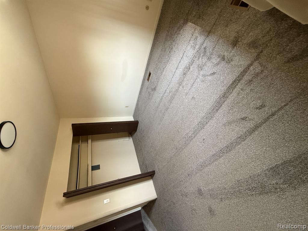 510 Montrose Avenue, Royal Oak, MI 48073 — Photo 6