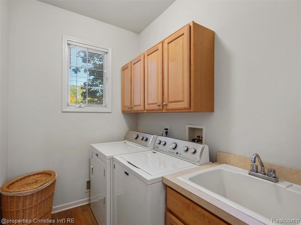 40053 Bexley Way, Northville, MI 48168 — Photo 24