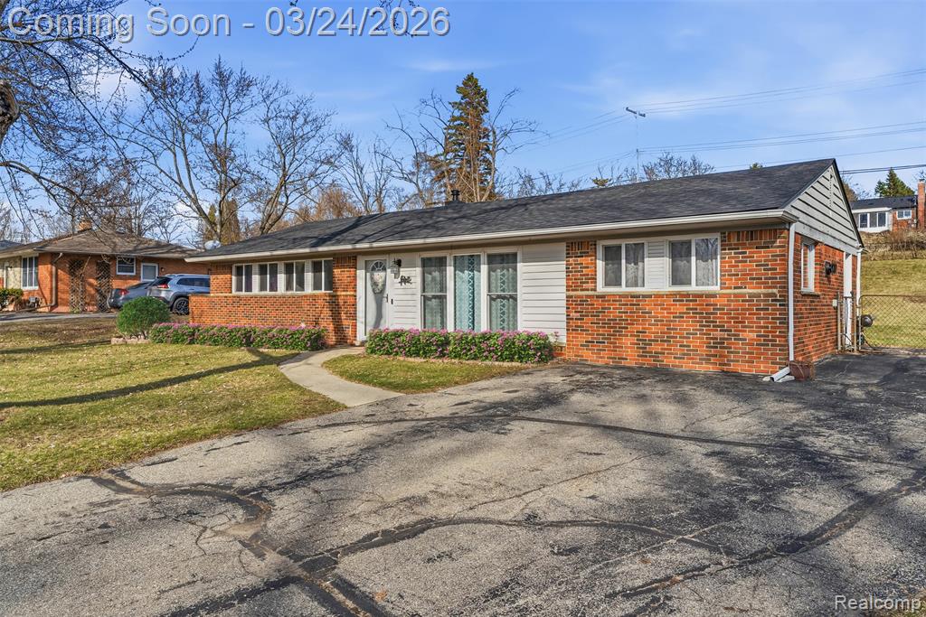 716 Joyceil Drive, Waterford, MI 48328 — Photo 5