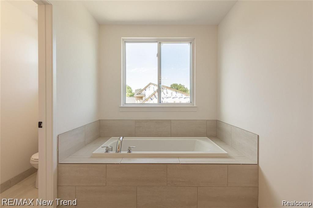 6300 TELURIDE Drive, White Lake, MI 48383 — Photo 42