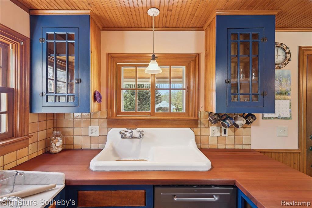 9827 KENNEDY Road, Munith, MI 49259 — Photo 19