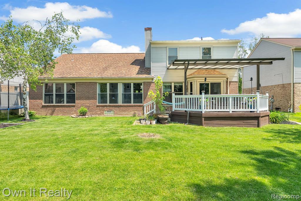 45693 Radnor Road, Canton, MI 48187 — Photo 44