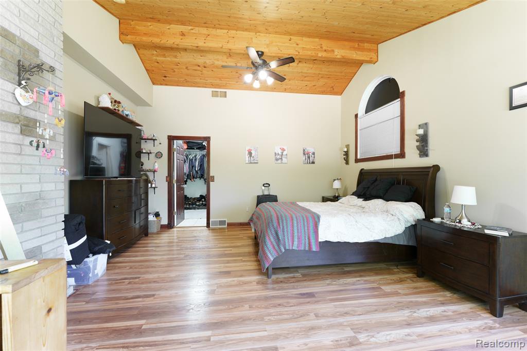 940 Rowland Road, Leonard, MI 48367 — Photo 36