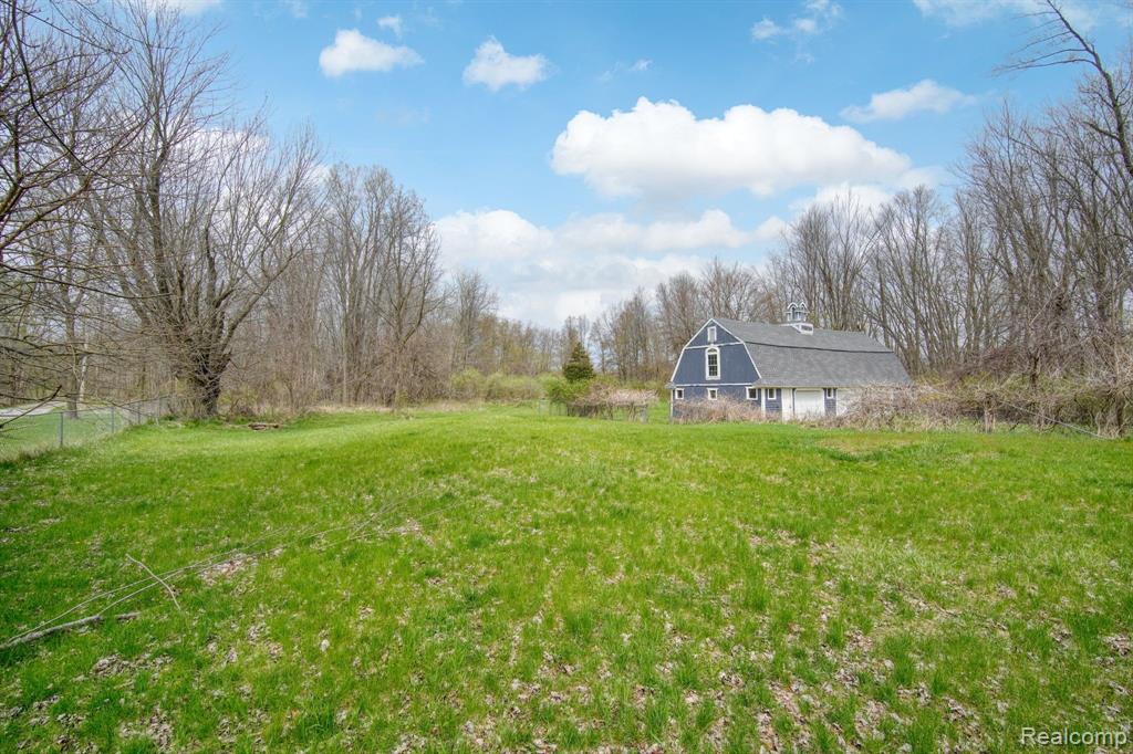 5035 CENTER Road, Linden, MI 48451 — Photo 59