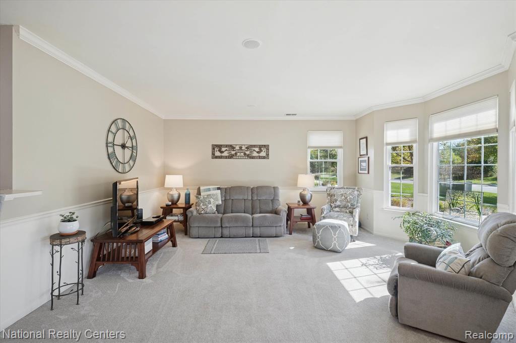 4067 Kirkway Court, 110, Howell, MI 48843 — Photo 8