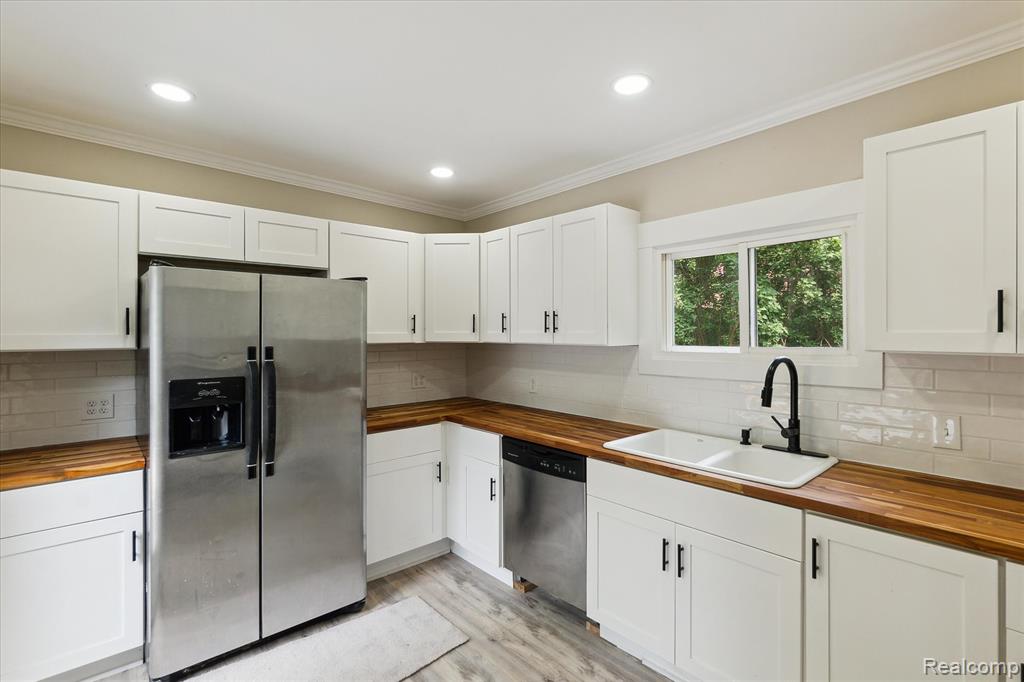 802 Alger Street, Howell, MI 48843 — Photo 12