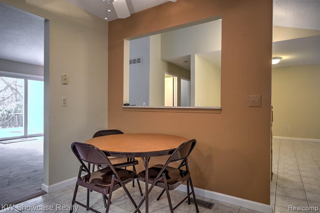 5806 KING JAMES, Waterford, MI 48327 — Photo 21