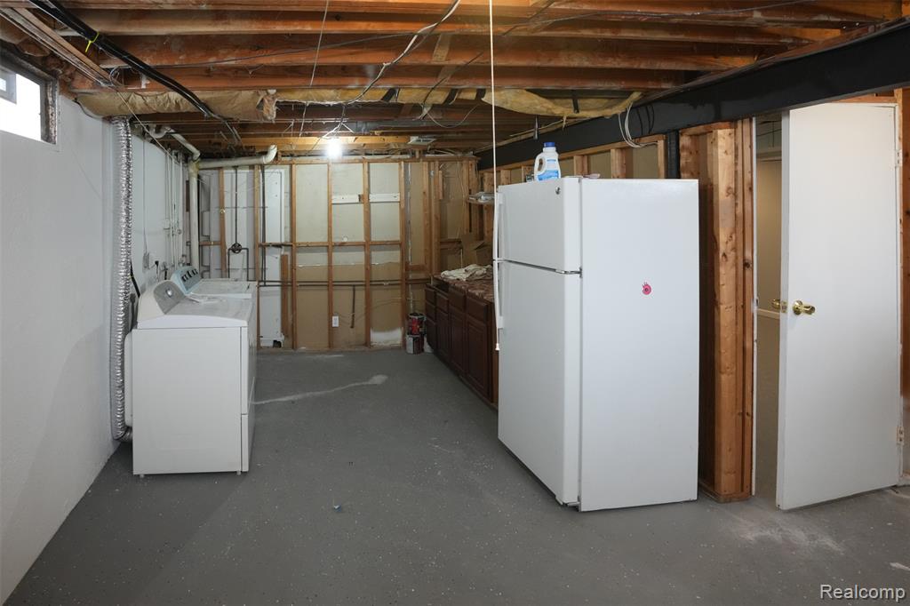 5783 Williamsburg Court, Waterford, MI 48327 — Photo 52