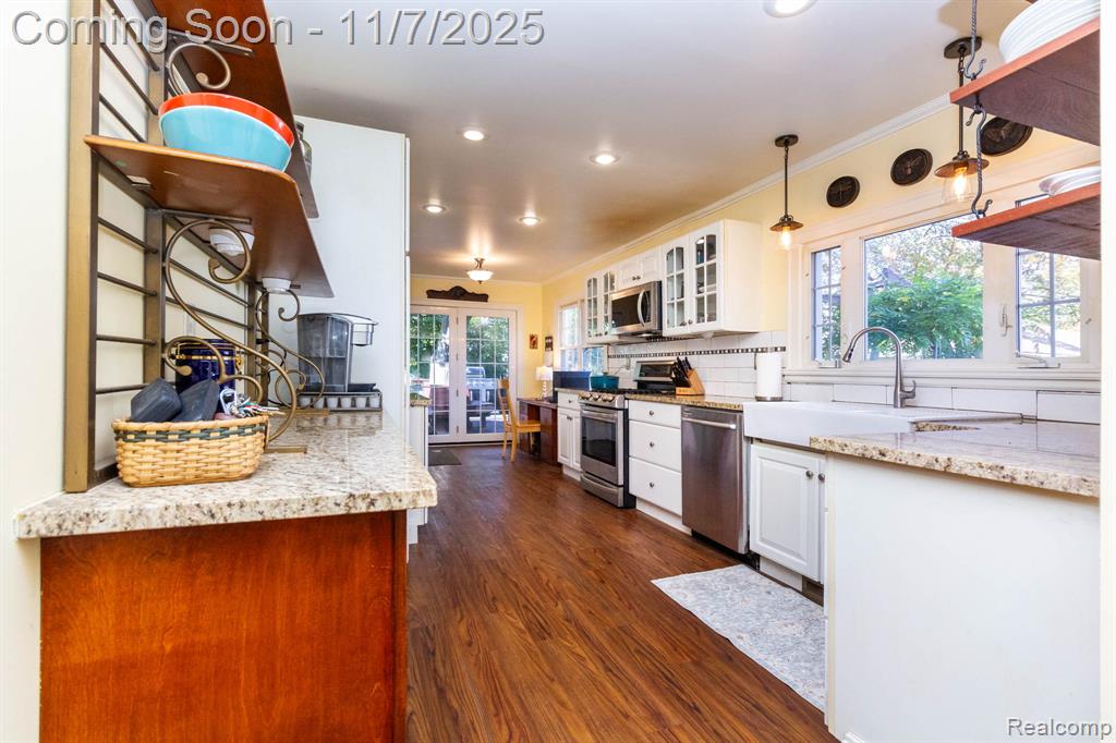 9911 Ingram Street, Livonia, MI 48150 — Photo 15