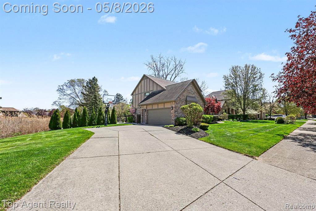50492 Heatherwood Lane, Shelby Twp, MI 48317 — Photo 4