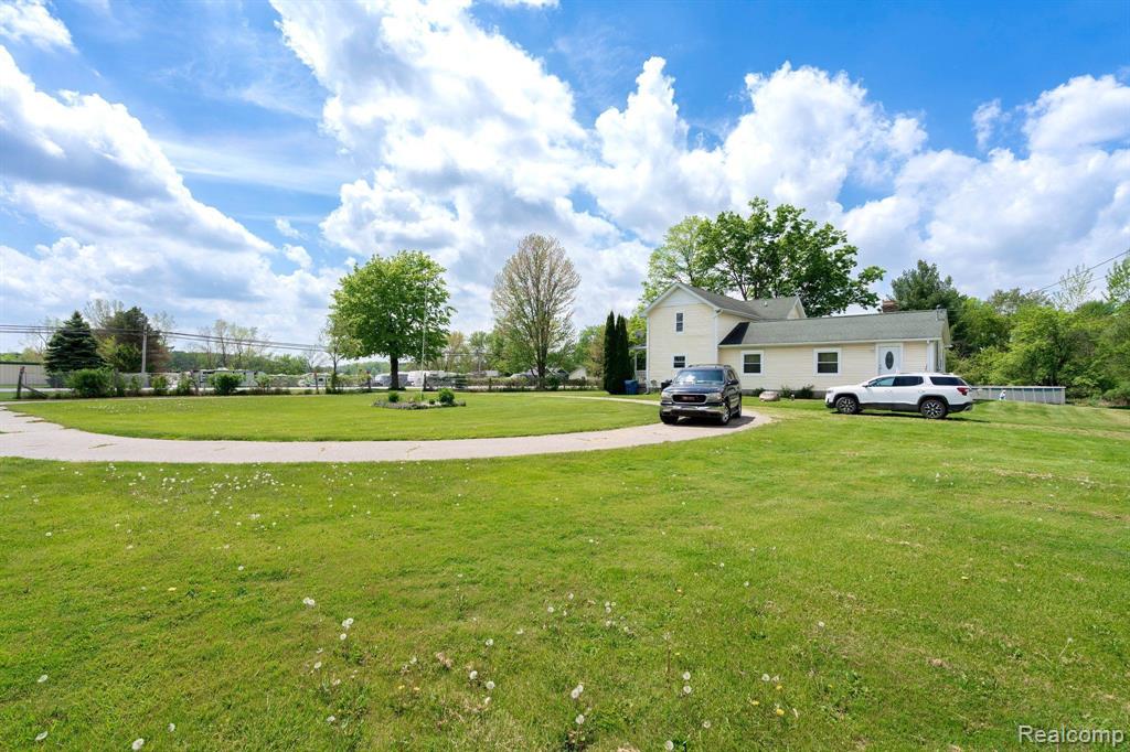 4206 GRAND BLANC Road, Swartz Creek, MI 48473 — Photo 38