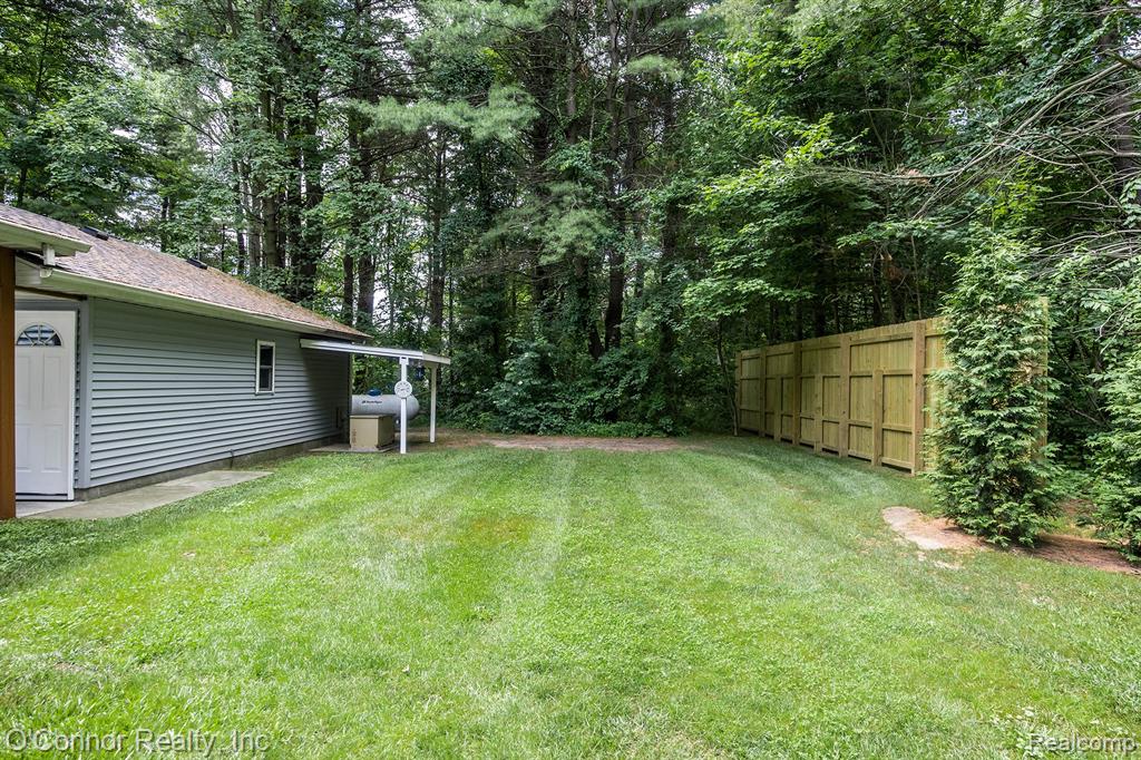 5386 Fitzgerald Road, St. Clair, MI 48079 — Photo 21