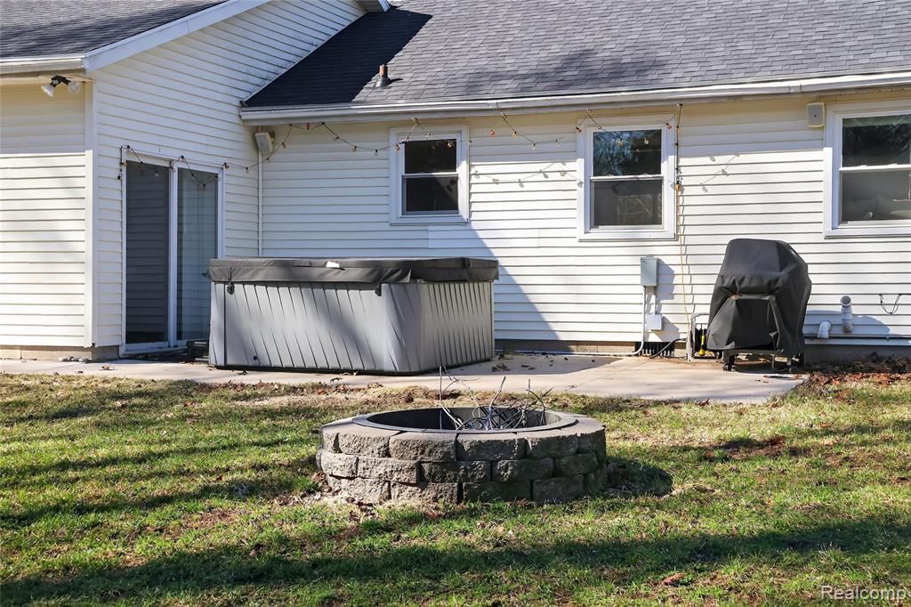 425 N Division Avenue, Holland, MI 49424 — Photo 28