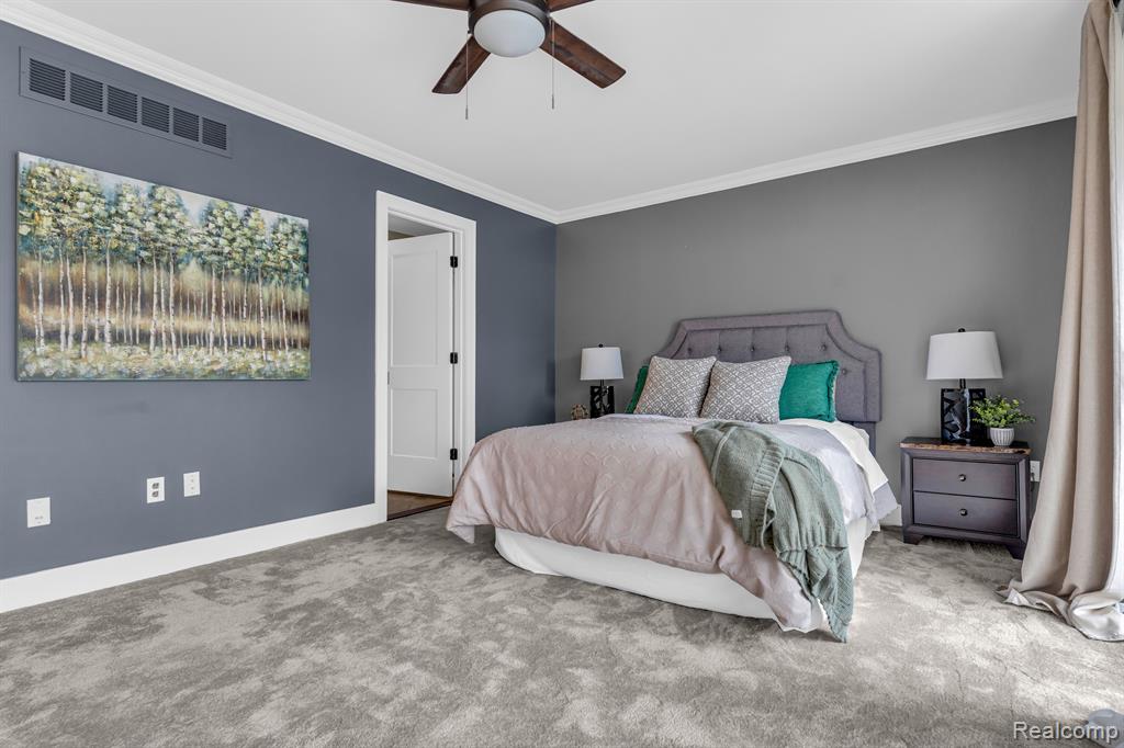 745 OAK BROOK RIDGE Drive, Rochester Hills, MI 48307 — Photo 13