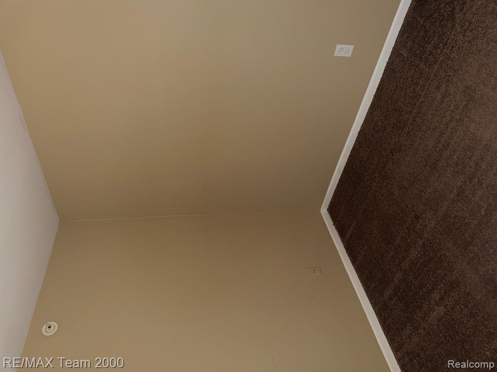 40 GEORGETOWN Court, Dearborn, MI 48126 — Photo 9