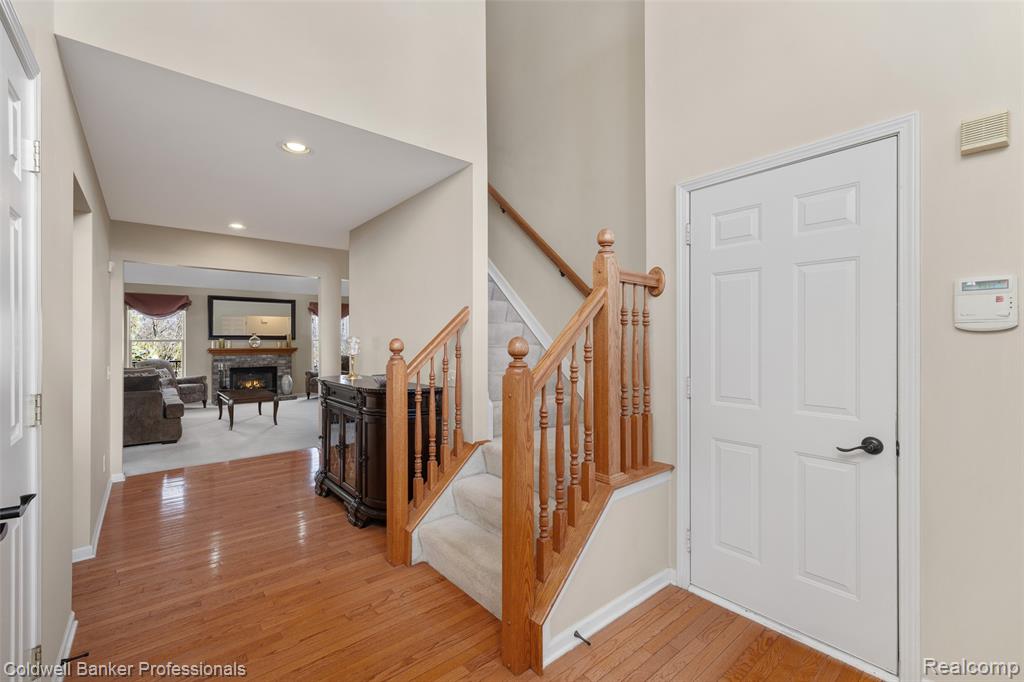 4881 Spring Meadow Drive, Clarkston, MI 48348 — Photo 5