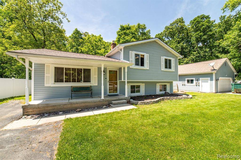9089 SHERWOOD Drive, Davisburg, MI 48350 — Photo 5