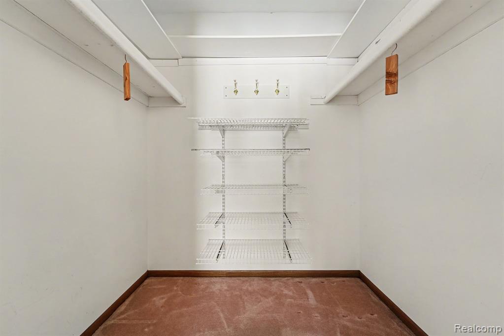 733 Watersedge Drive, Ann Arbor, MI 48105 — Photo 16