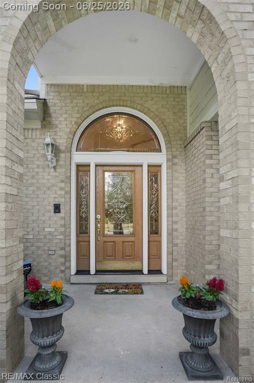 7439 Millwood, West Bloomfield, MI — Photo 2