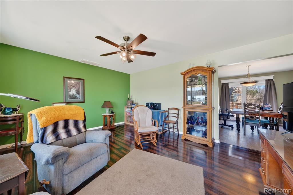 1109 Roods Lake Road, Lapeer, MI 48446 — Photo 4