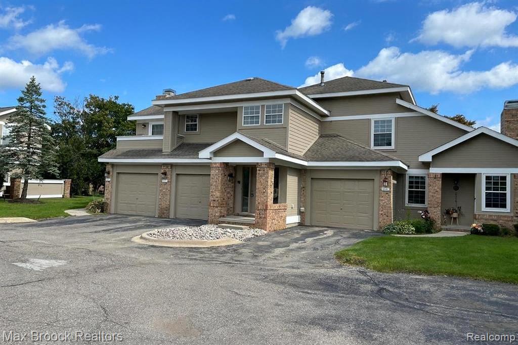 6635 BELLOWS Court, West Bloomfield, MI — front exterior