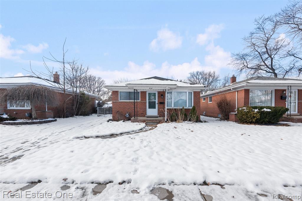 4114 Lincoln Boulevard, Dearborn Heights, MI 48125 — Photo 2