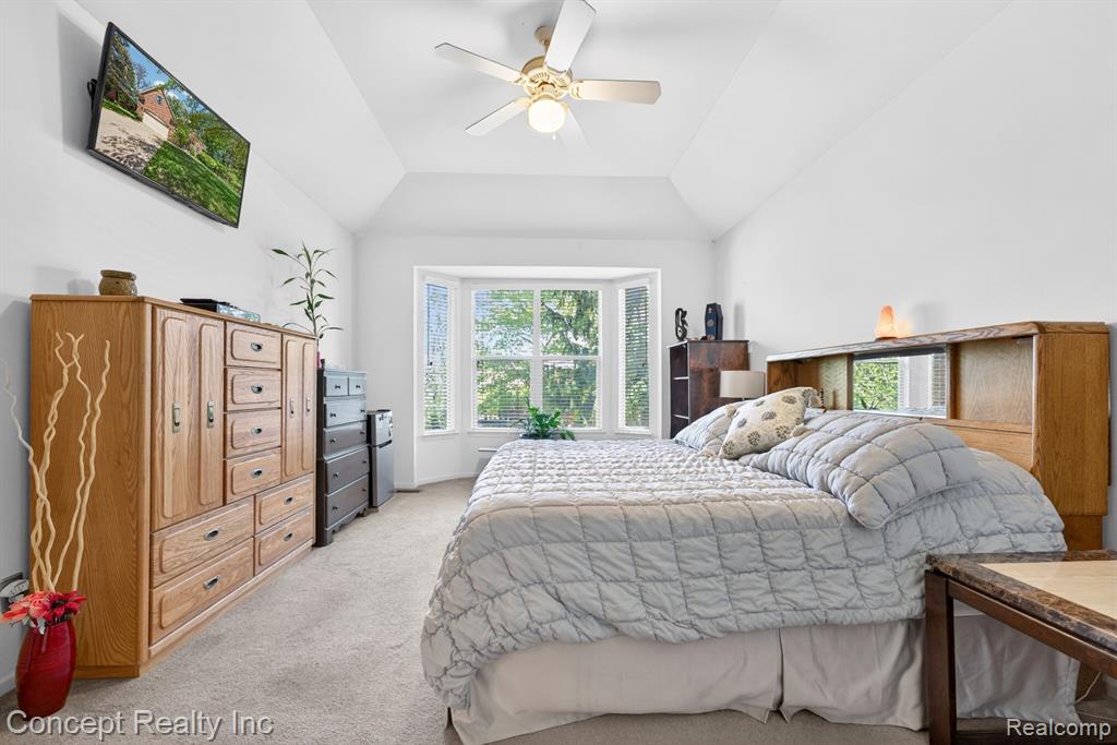42392 White Hart Boulevard, Canton, MI 48188 — Photo 18