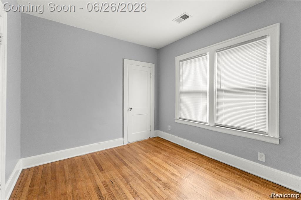 2015 Gladstone Street, Detroit, MI 48206 — Photo 13