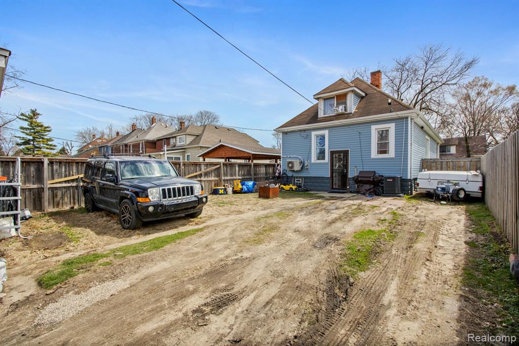 8404 LONGWORTH Street, Detroit, MI 48209 — Photo 19