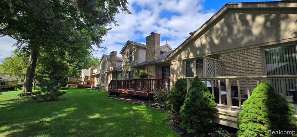 43103 W Kirkwood Drive, Clinton Twp, MI 48038 — Photo 3