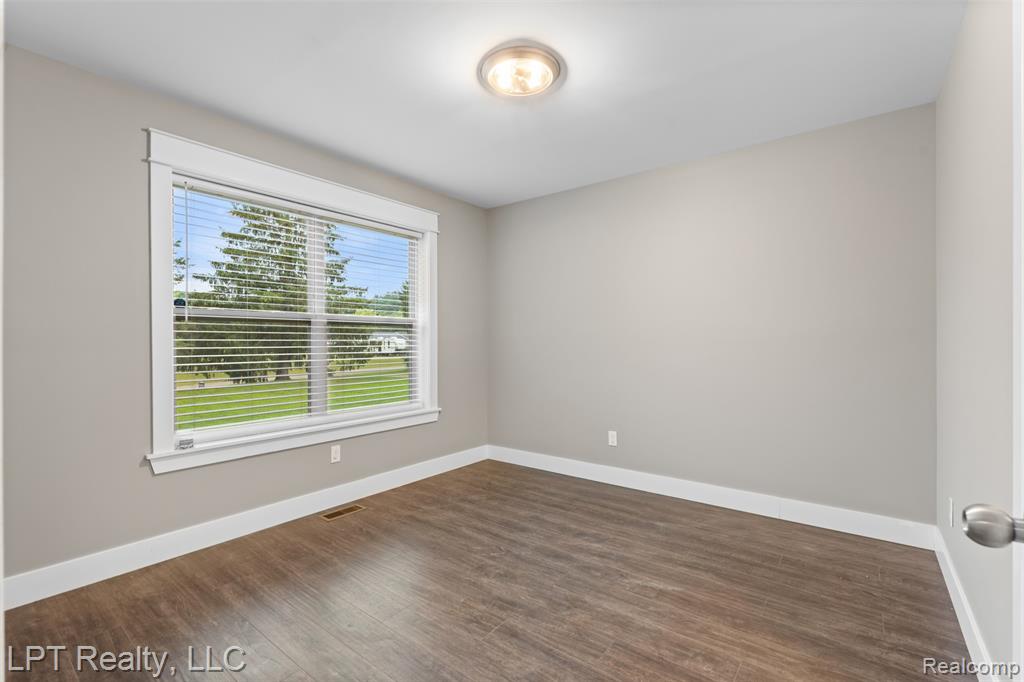 4177 Julie Kim Lane, Goodrich Vlg, MI — Photo 16