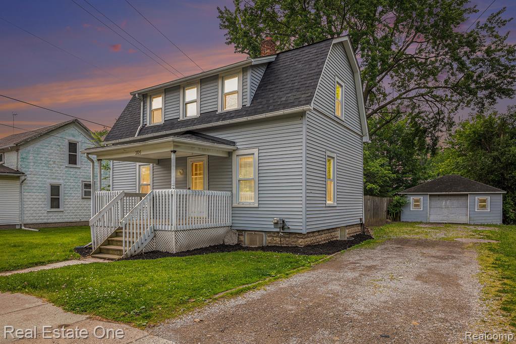 205 School Street, Almont, MI 48003 — Photo 2