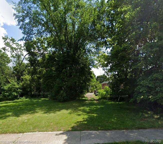 N Roselawn N Roselawn, Pontiac, MI 48342 — front exterior