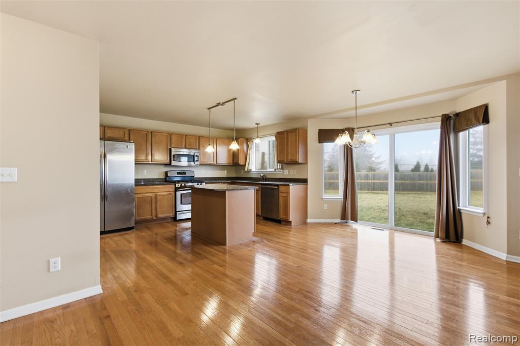 7767 W Branch Court, Ypsilanti, MI 48197 — Photo 17