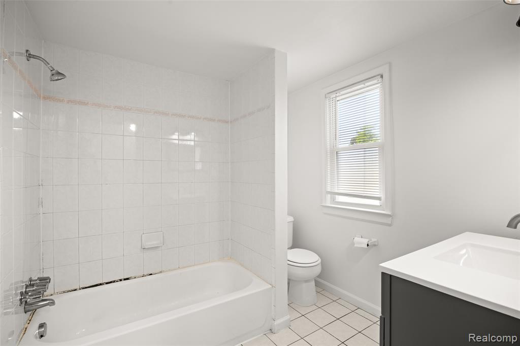 556 E Troy Street, Ferndale, MI 48220 — Photo 18