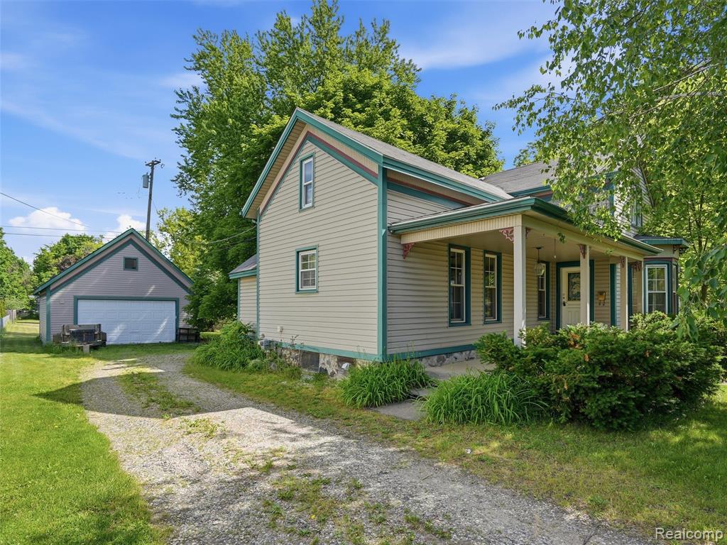 69 E Burdick Street, Oxford, MI 48371 — Photo 38