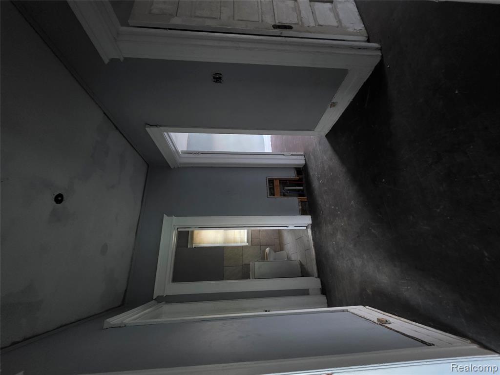 3439 Cadillac Boulevard, Detroit, MI 48214 — Photo 16